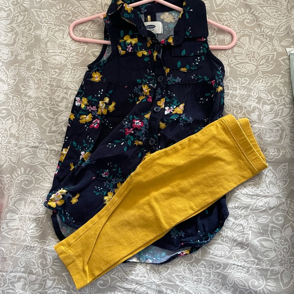 Old Navy Toddler Girls Matching Set